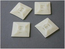 HC102 - Startech Nylon Cable Tie Mounts - Pkg Of 100 - Startech